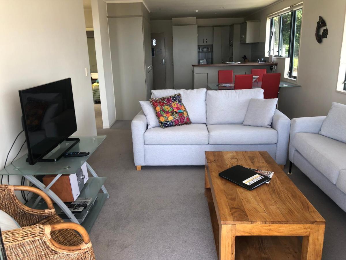 Beachpoint Apartments Ohope Esterno foto