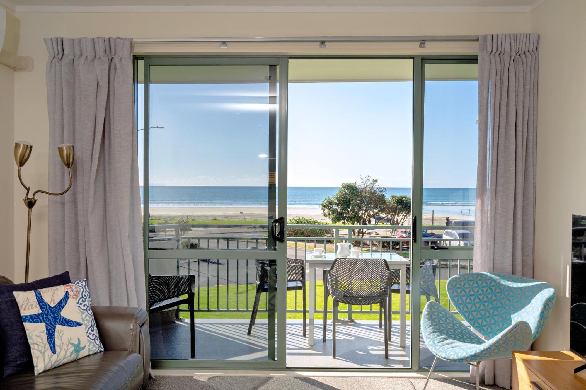 Beachpoint Apartments Ohope Esterno foto