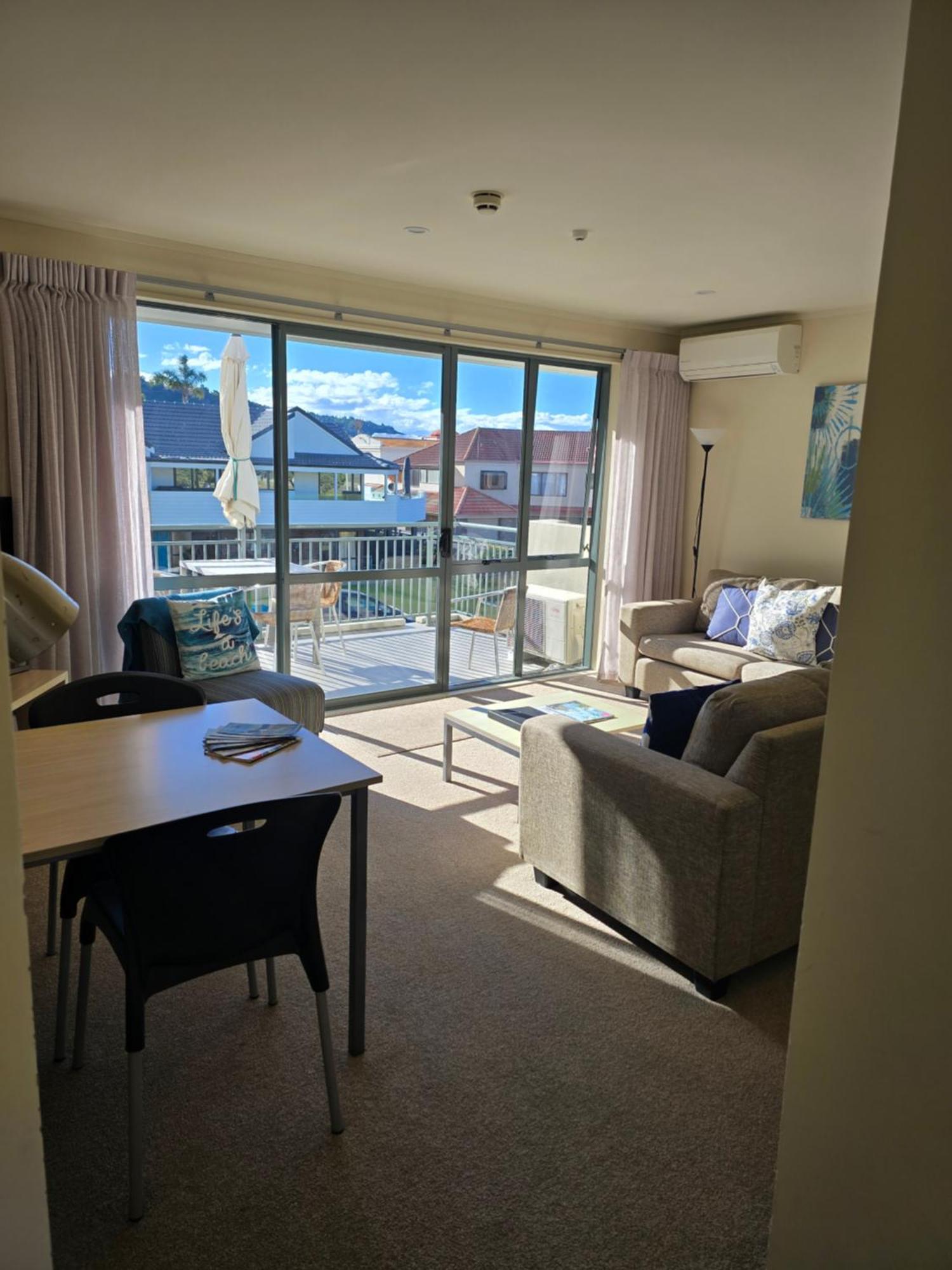 Beachpoint Apartments Ohope Esterno foto
