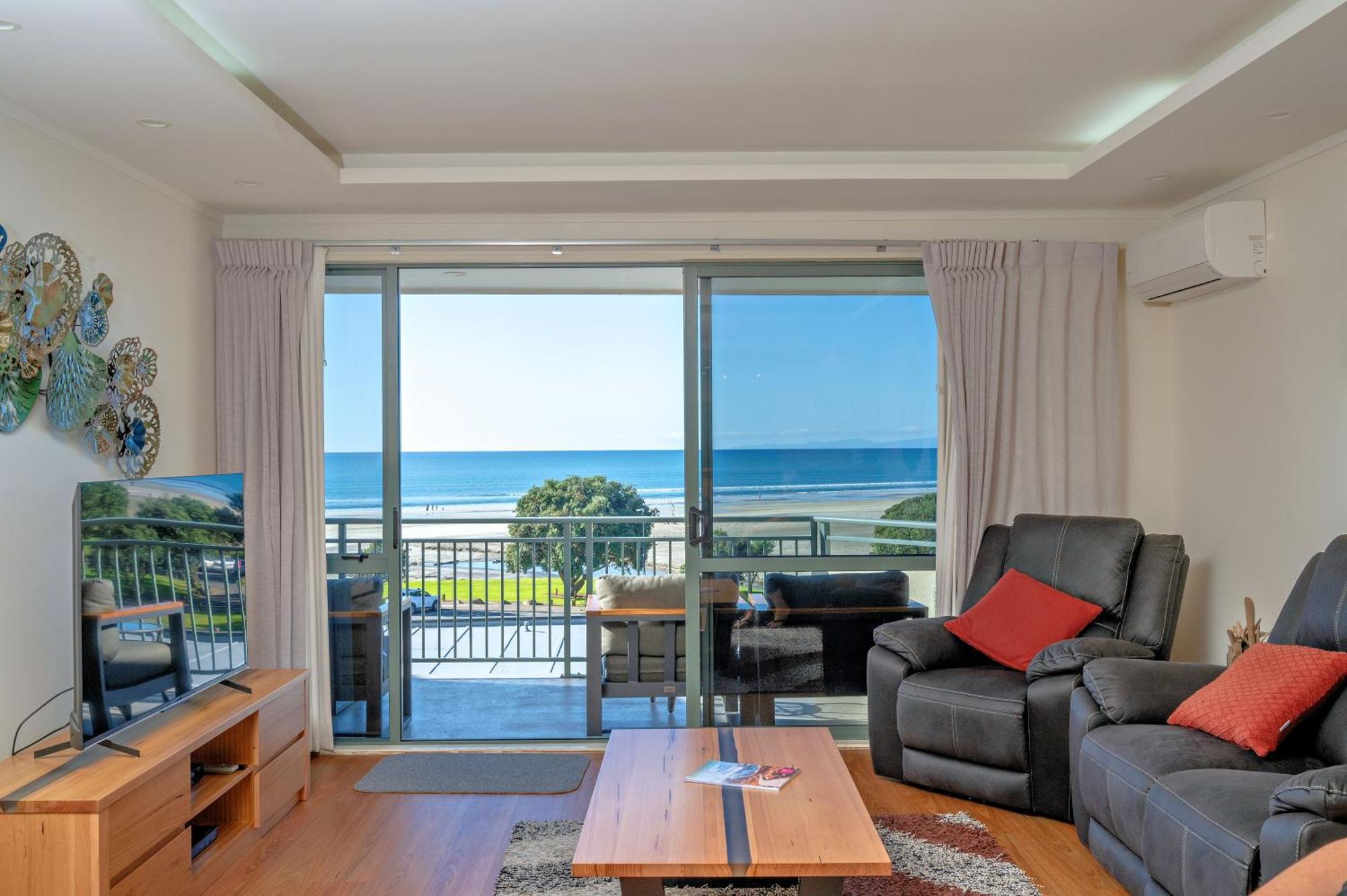 Beachpoint Apartments Ohope Esterno foto